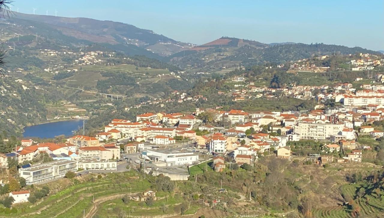 Alojamento Da Ribeirinha Carquere المظهر الخارجي الصورة
